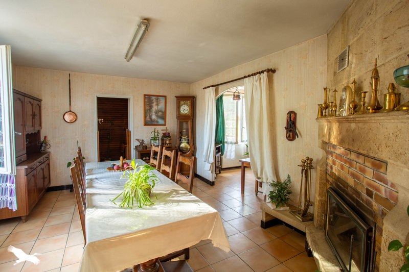 Vente Maison LUSSAC - 4 pièces -81 m² - (33570)