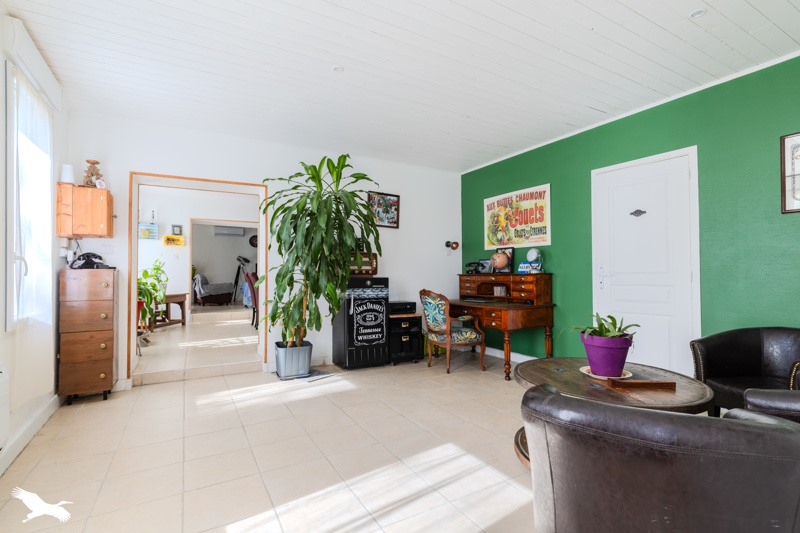 Vente Maison SAVIGNAC DE L ISLE - 7 pièces -184 m² - (33910)