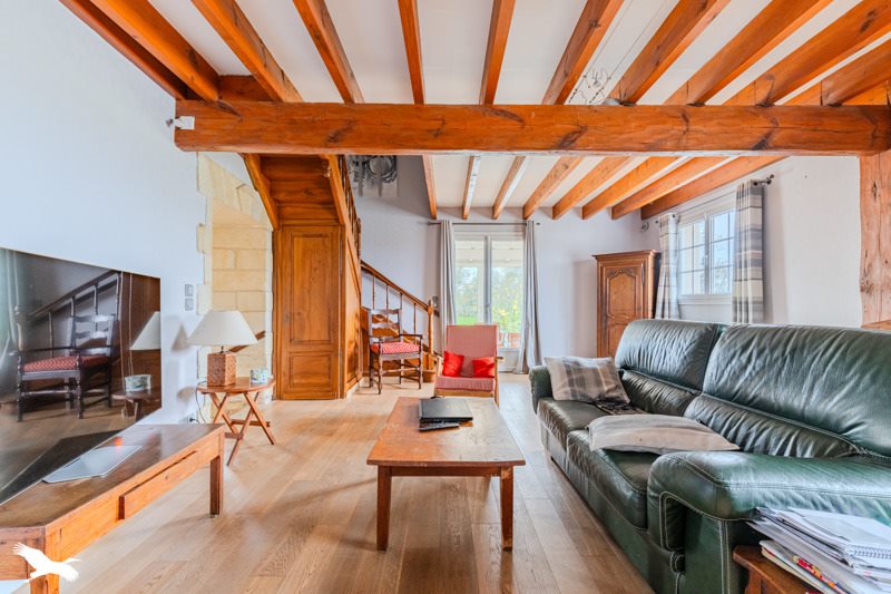 Vente Maison ST MARTIN DU BOIS - 6 pièces -165 m² - (33910)