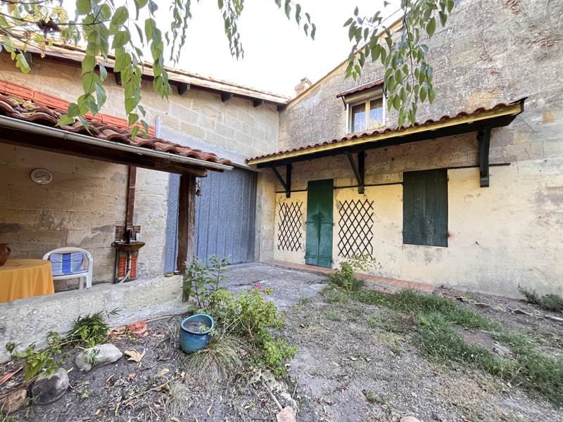 Vente Maison Saint-Denis-de-Pile - 6 pièces -222 m² - (33910)