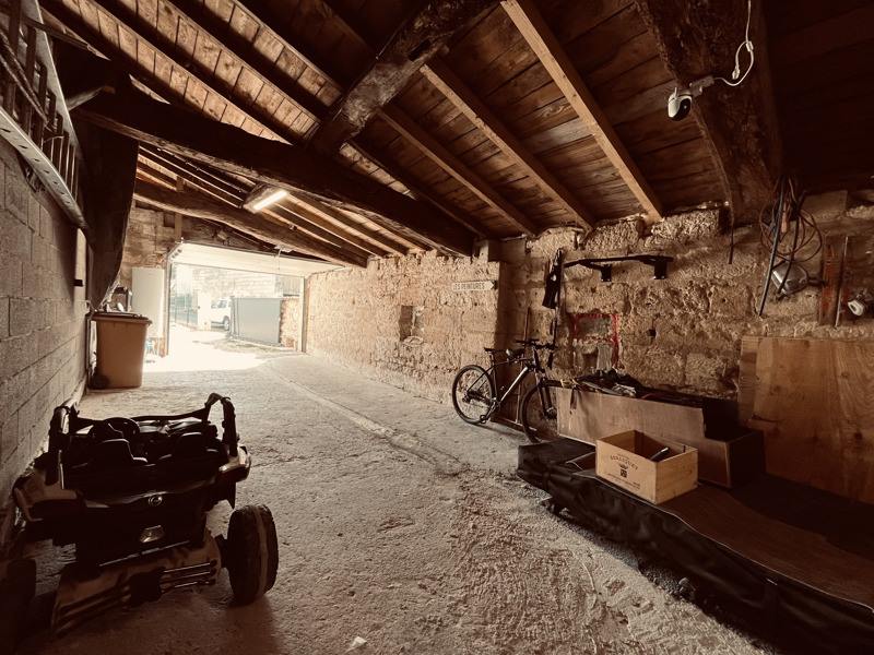 Vente Maison Saint-Denis-de-Pile - 8 pièces -207 m² - (33910)
