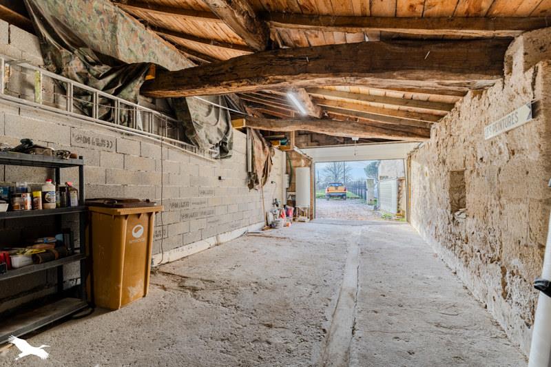 Vente Maison ST DENIS DE PILE - 8 pièces -207 m² - (33910)