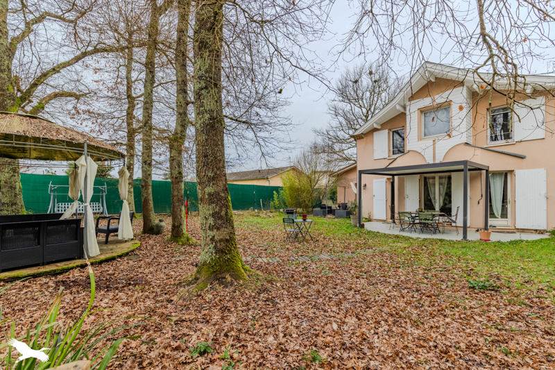 Vente Maison GALGON - 5 pièces -126 m² - (33133)