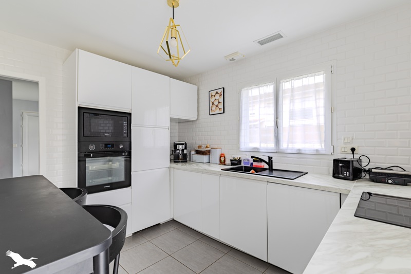 Vente Maison ST DENIS DE PILE - 5 pièces -103 m² - (33910)