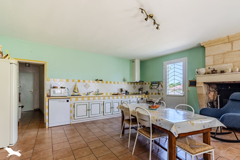 Vente Maison ST DENIS DE PILE - 5 pièces -154 m² - (33910)
