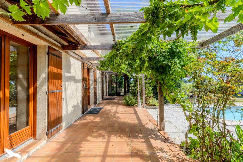 Vente Maison ST CIERS D ABZAC - 7 pièces -152 m² - (33910)