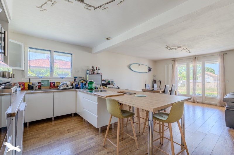 Vente Maison ST DENIS DE PILE - 5 pièces -109 m² - (33910)