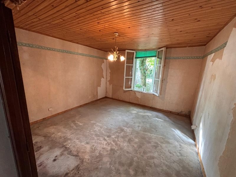 Vente Maison Saint-Denis-de-Pile - 4 pièces -110 m² - (33910)
