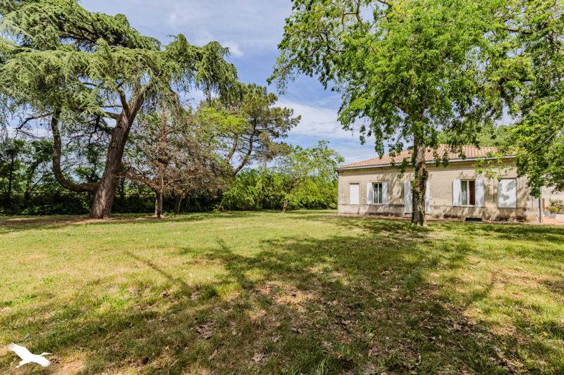 Vente Maison ST DENIS DE PILE 33910 7 pièces - 253 m²