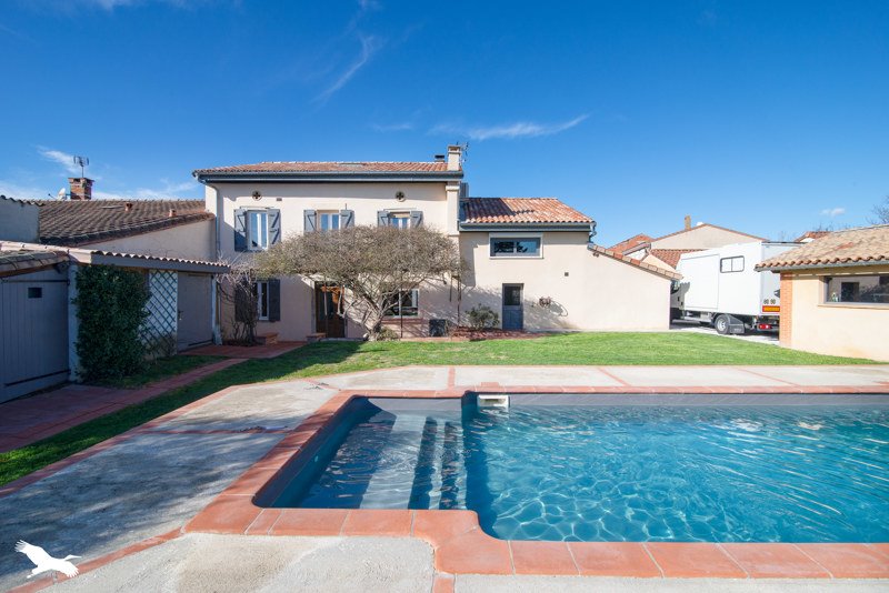 Vente Maison BOURG ST BERNARD - 6 pièces -285 m² - (31570)