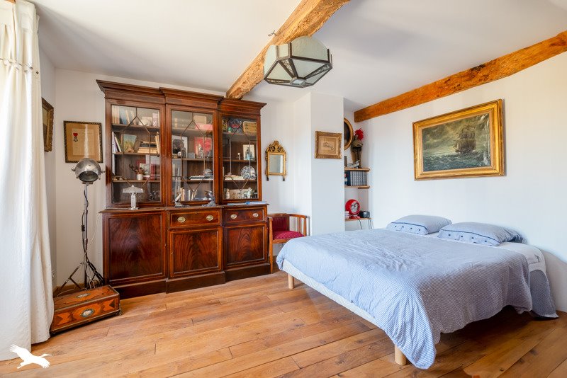 Vente Maison BOURG ST BERNARD - 6 pièces -285 m² - (31570)