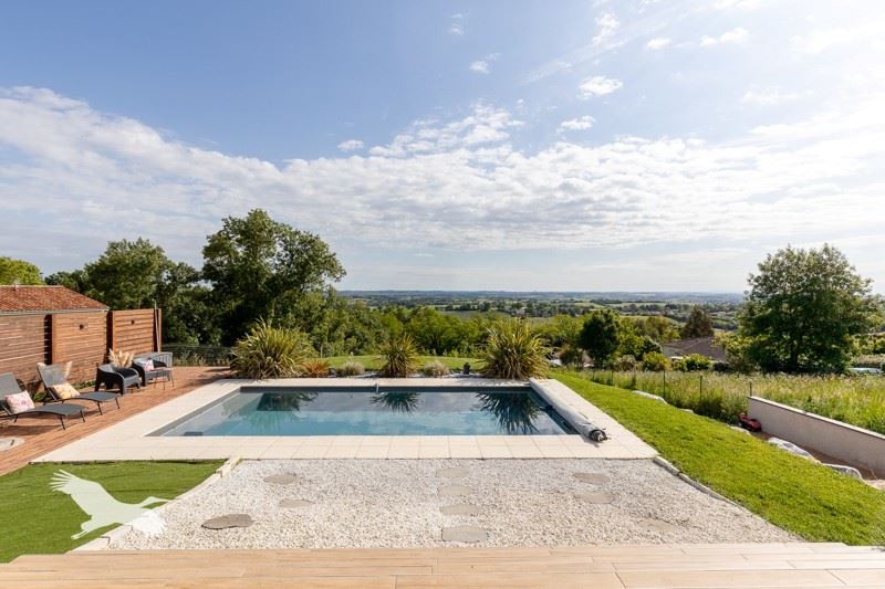 Maison 6 pièces 156 m² · à Caraman · 156 m² · 468 000 €
