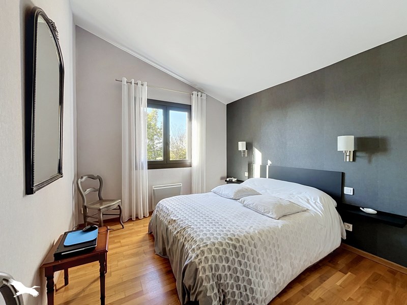 Vente Maison Vallesvilles - 5 pièces -160 m² - (31570)