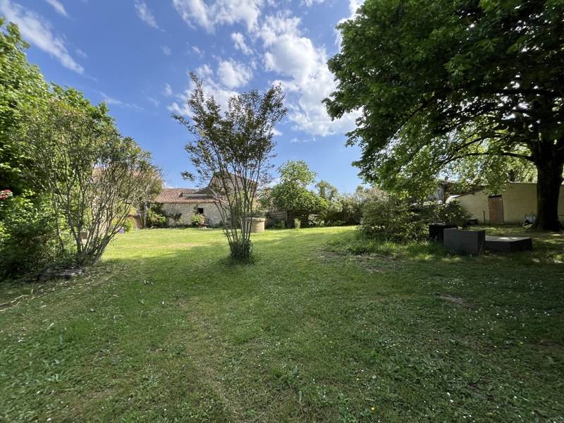 Vente Maison CAUSSENS - 7 pièces -215 m² - (32100)