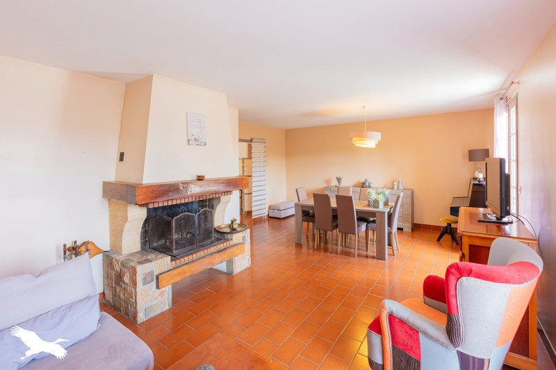 Vente Maison CASTERA VERDUZAN - 8 pièces -163 m² - (32410)