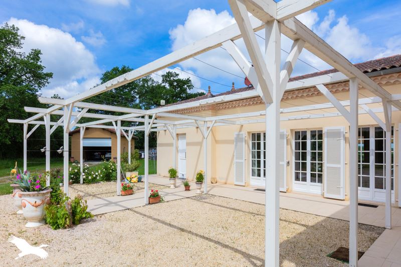 Vente Maison LA ROMIEU - 7 pièces -245 m² - (32480)