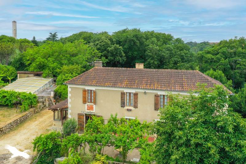 Vente Maison BONAS - 8 pièces -214 m² - (32410)
