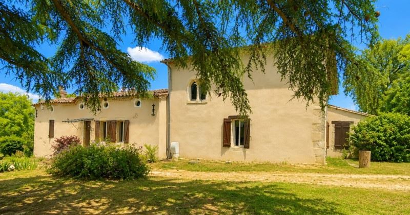 Vente Maison Castéra-Verduzan - 13 pièces -490 m² - (32410)