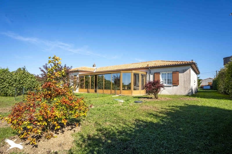 Vente Maison HIERSAC - 7 pièces -153 m² - (16290)