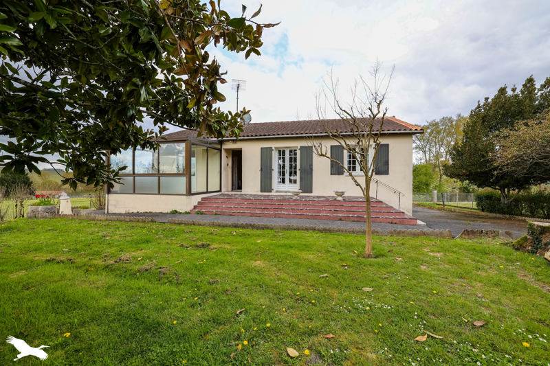 Vente Maison BELLEVIGNE - 6 pièces -135 m² - (16120)