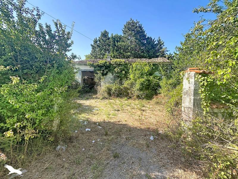 Maison 3 pièces 70 m² · à Nonaville · 70 m² · 37 000 €