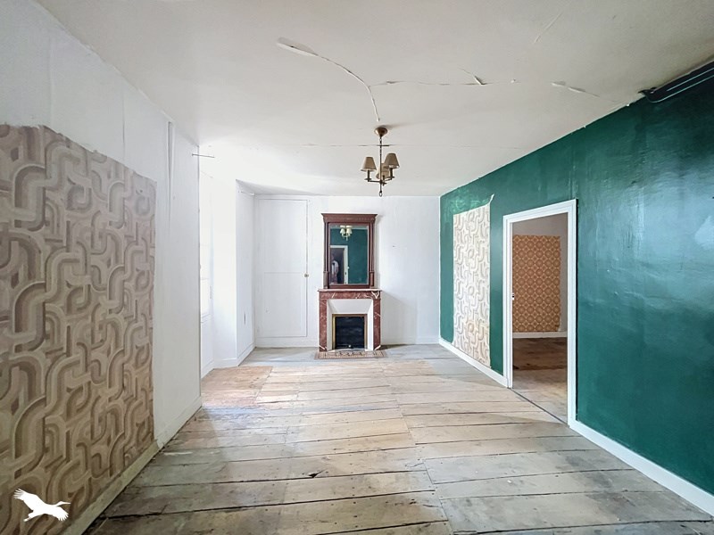 Vente Maison CHATEAUNEUF SUR CHARENTE - 8 pièces -191 m² - (16120)