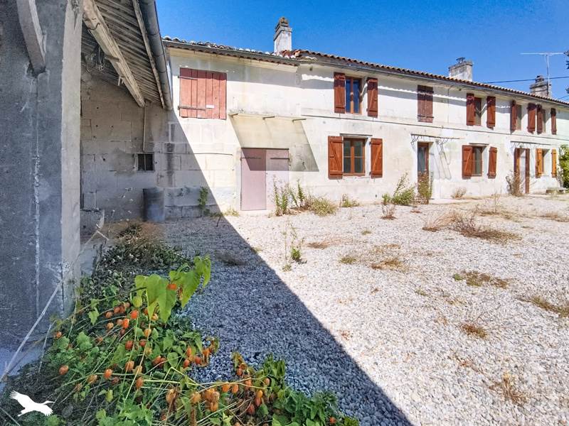 Vente Maison Champmillon 16290 6 pièces - 138 m²
