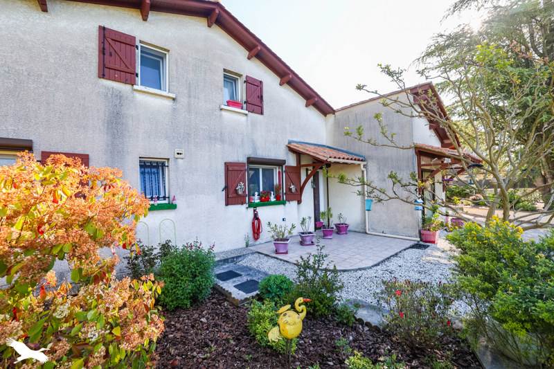 Vente Maison BIRAC - 6 pièces -142 m² - (16120)