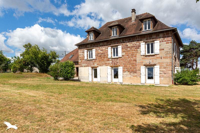 Vente Maison ST AULAIRE - 12 pièces -265 m² - (19130)