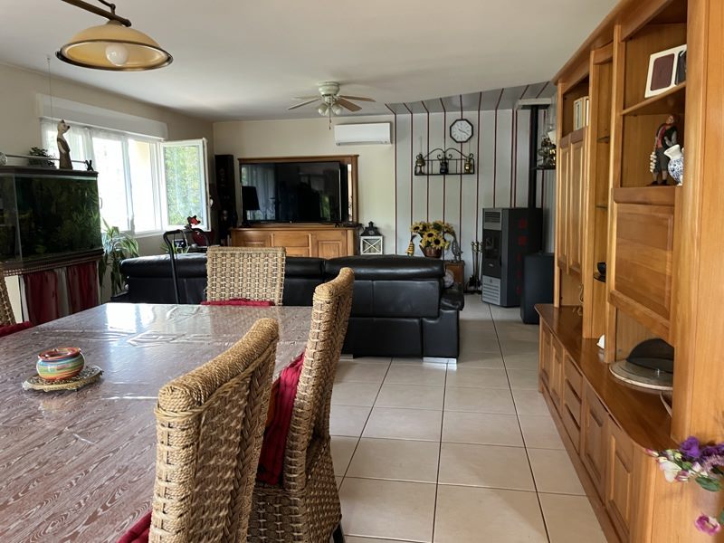 Vente Maison ST CYR LA ROCHE - 8 pièces -205 m² - (19130)