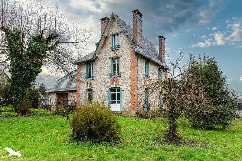 Vente Maison ORGNAC SUR VEZERE - 6 pièces -161 m² - (19410)