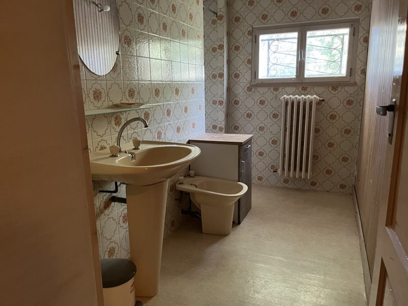 Vente Maison SEGONZAC - 7 pièces -186 m² - (19310)