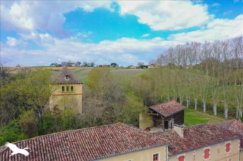 Vente Maison MONTESTRUC SUR GERS - 10 pièces -215 m² - (32390)