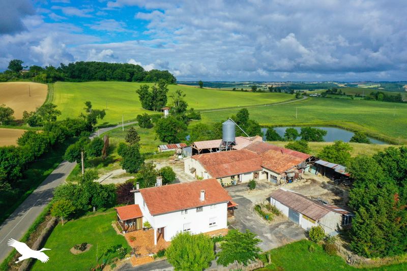Vente Maison MIRADOUX - 7 pièces -213 m² - (32340)