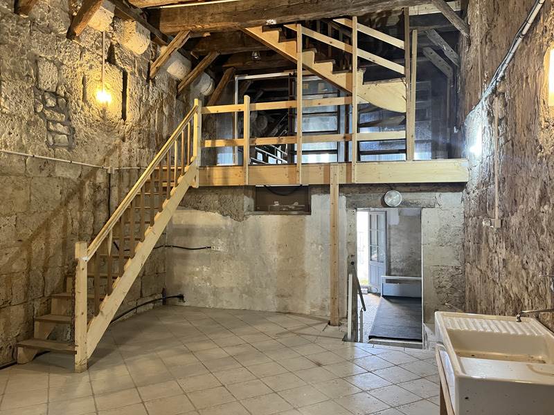 Vente Maison LECTOURE - 7 pièces -226 m² - (32700)