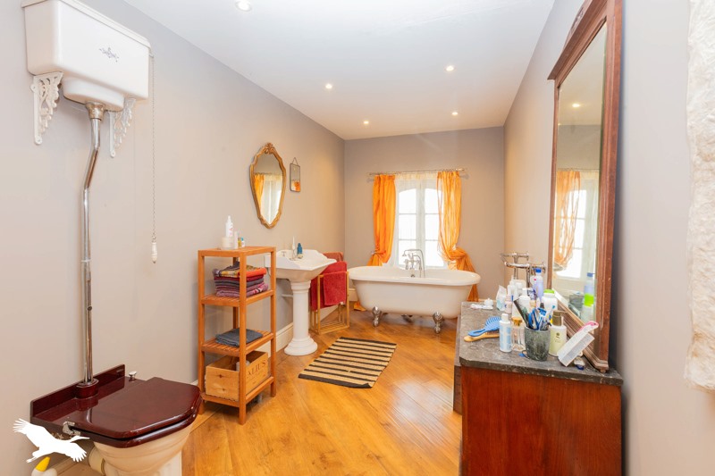 Vente Maison LECTOURE - 7 pièces -198 m² - (32700)