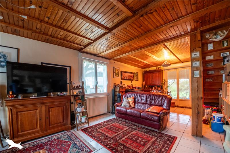 Vente Maison MARCHEPRIME - 7 pièces -134 m² - (33380)