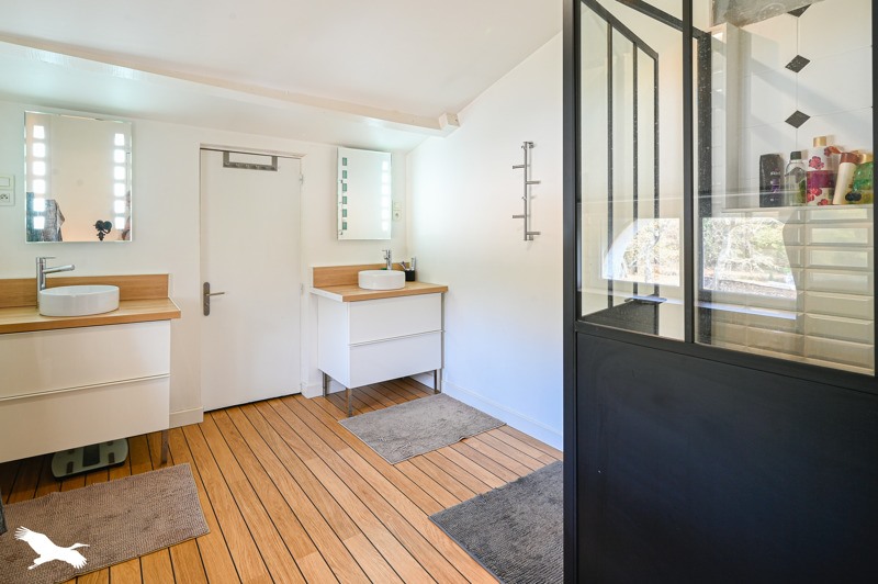 Vente Maison MARCHEPRIME - 8 pièces -249 m² - (33380)