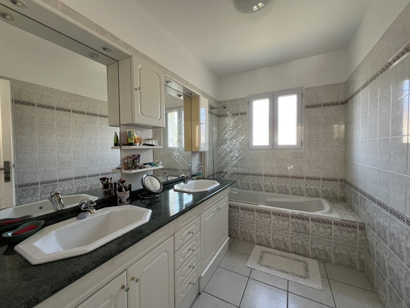 Vente Maison MARCHEPRIME - 6 pièces -128 m² - (33380)