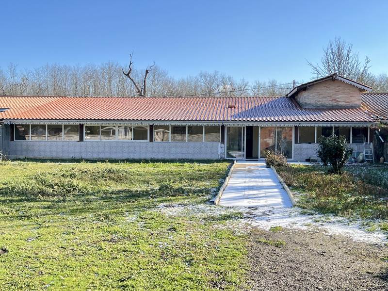 Vente Maison LE BARP - 8 pièces -148 m² - (33114)