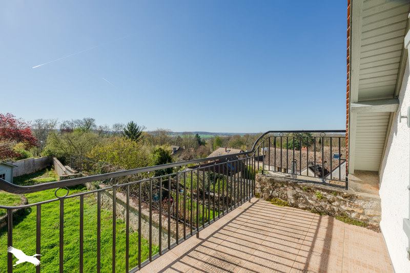 Vente Maison NEAUPHLE LE CHATEAU - 6 pièces -165 m² - (78640)
