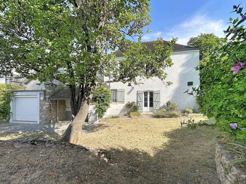 Vente Maison NEAUPHLE LE CHATEAU - 6 pièces -165 m² - (78640)