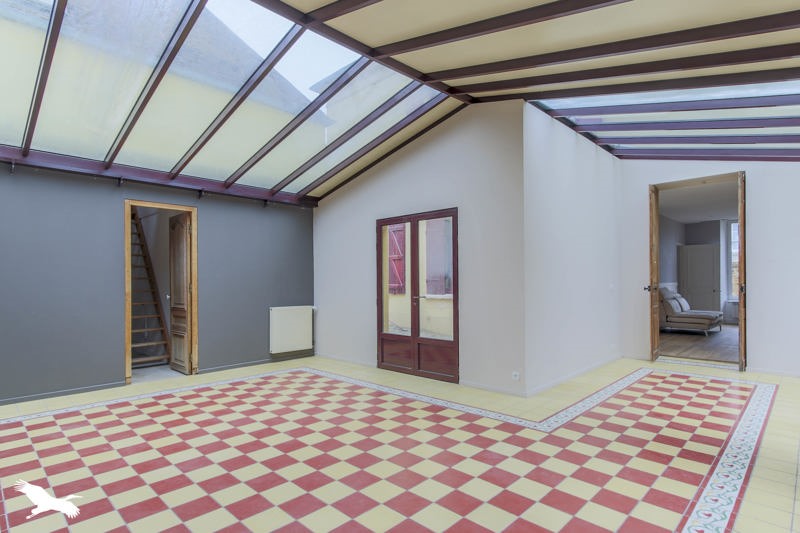 Vente Maison NEAUPHLE LE VIEUX - 8 pièces -222 m² - (78640)