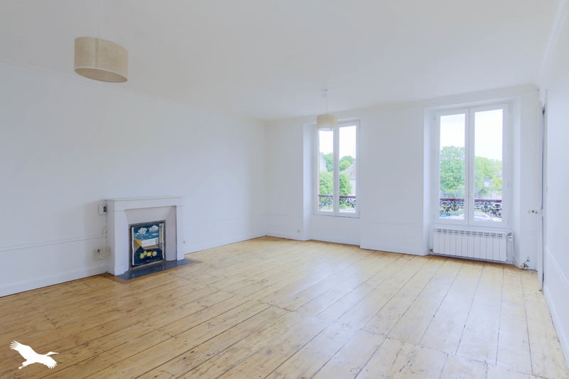 Vente Maison NEAUPHLE LE VIEUX - 8 pièces -222 m² - (78640)