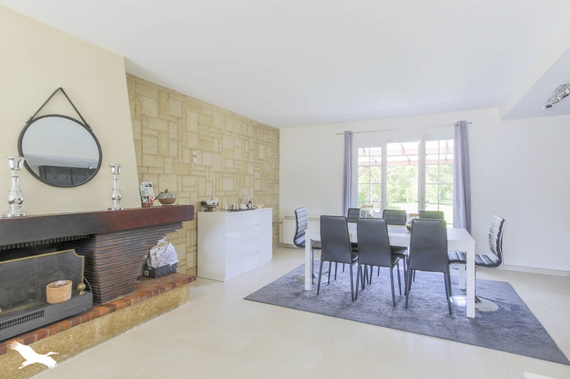 Vente Maison NEAUPHLE LE CHATEAU - 6 pièces -133 m² - (78640)
