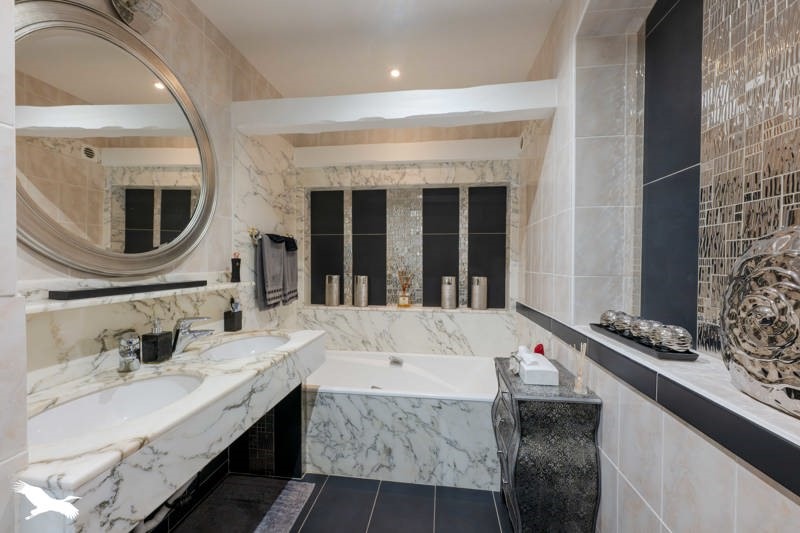 Vente Maison GARANCIERES - 8 pièces -228 m² - (78890)