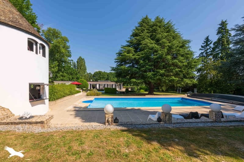 Maison 8 pièces 228 m² · à Montfort-l'Amaury · 228 m² · 849 000 €