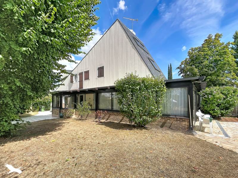 Vente Maison JOUARS PONTCHARTRAIN - 7 pièces -122 m² - (78760)