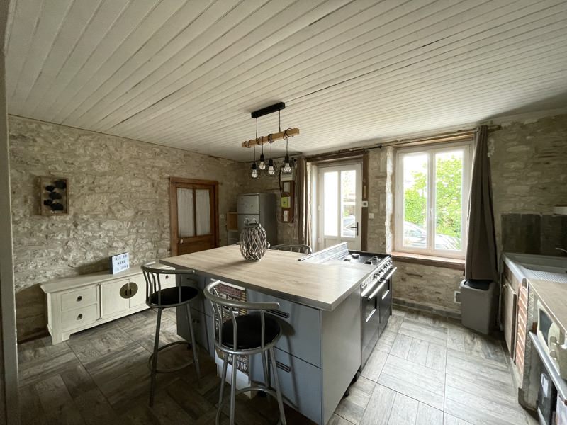 Vente Maison POISIEUX - 8 pièces -138 m² - (18290)