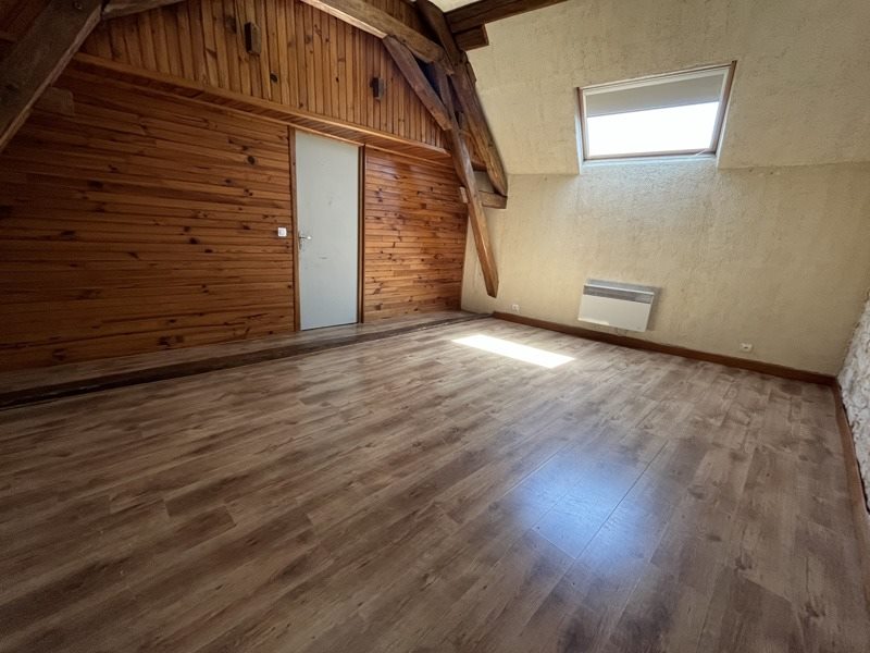 Vente Maison ISSOUDUN - 7 pièces -148 m² - (36100)